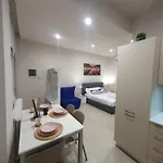 Gambara Metro Appartement